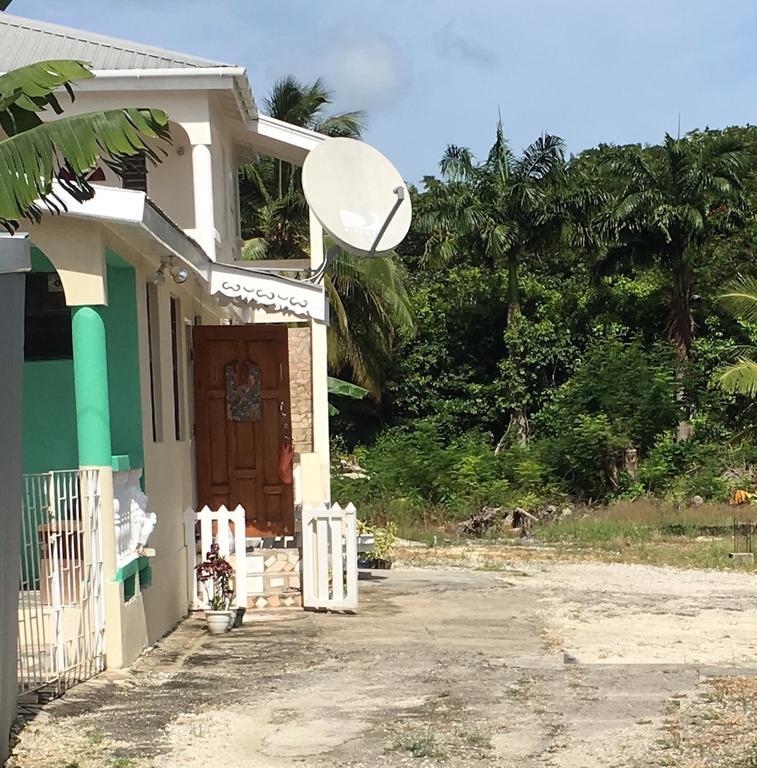 Coconut Cottage Bridgetown Exterior photo